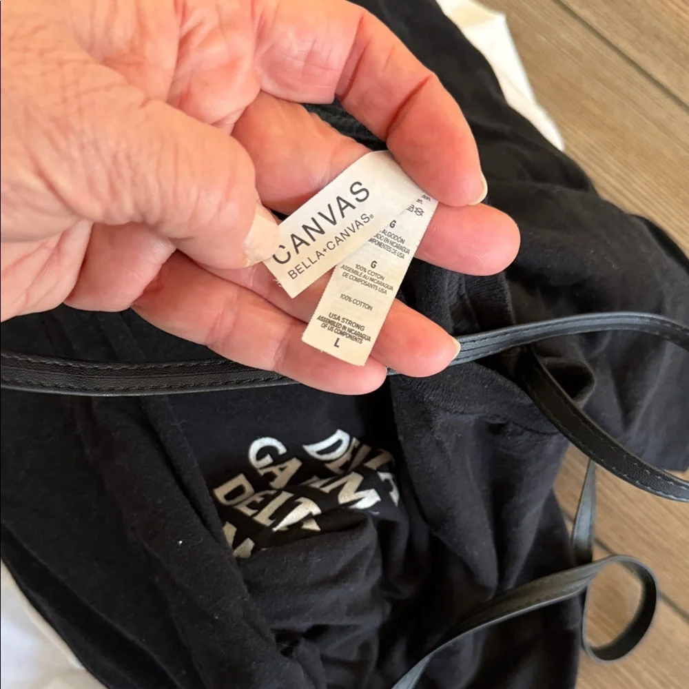 Delta Gamma White and Black T-Shirts Set - Picture 5 of 5